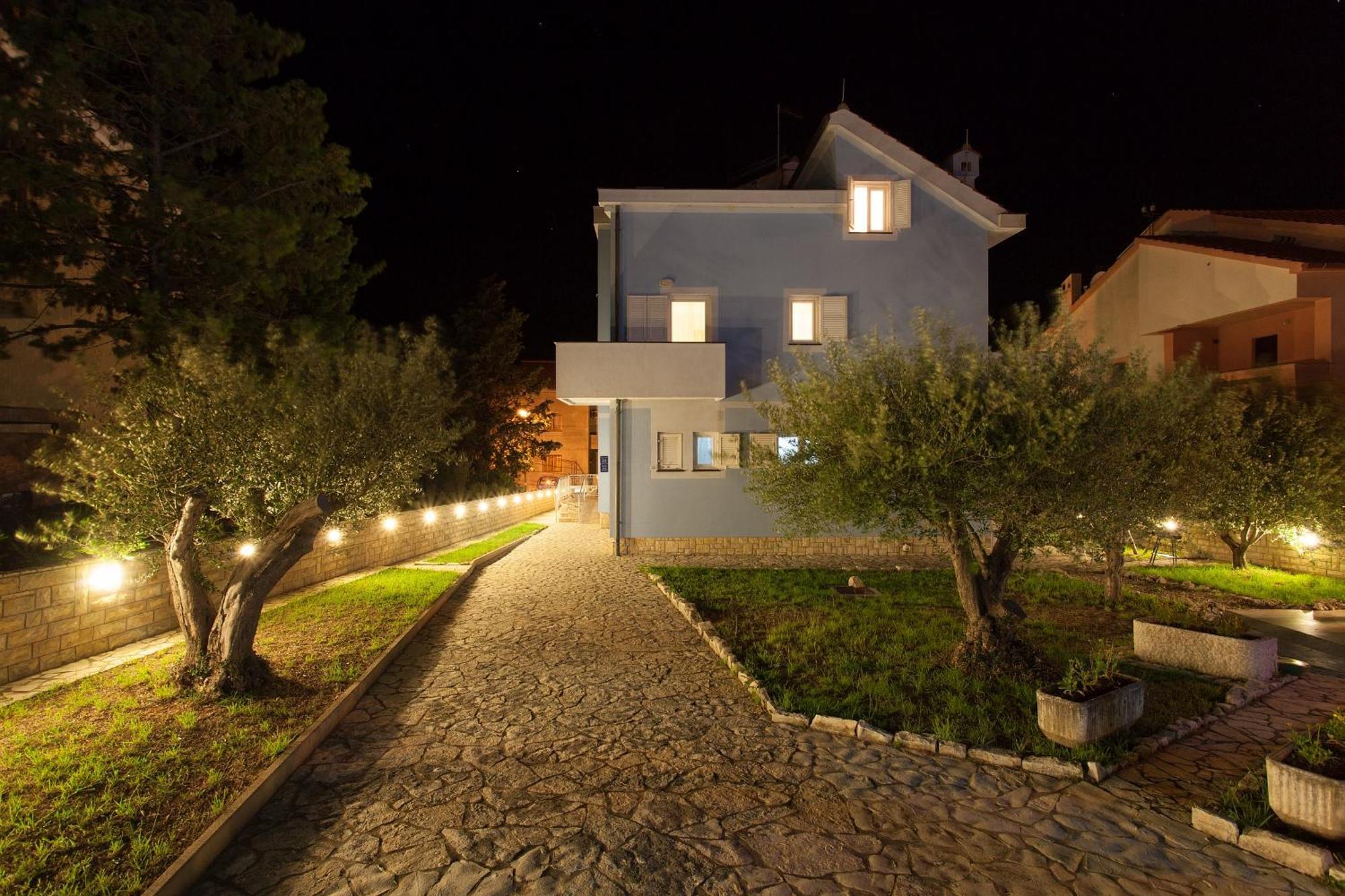 Bed&Breakfast Lucija Bed & Breakfast Punat Exterior photo